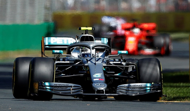 Sezonun açılışını Bottas yaptı!