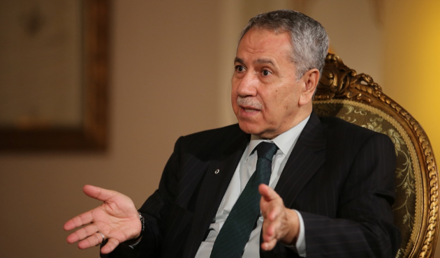 Bülent Arınç oyunun rengini açıkladı!