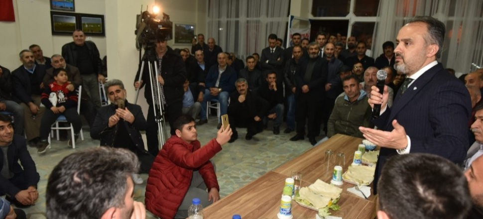 Bursa'da Başkan Alinur Aktaş’a şiir sürprizi