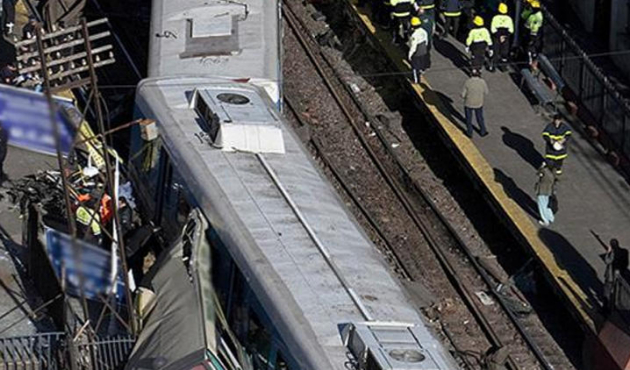 Kaçak yolcu taşıyan tren raydan çıktı!