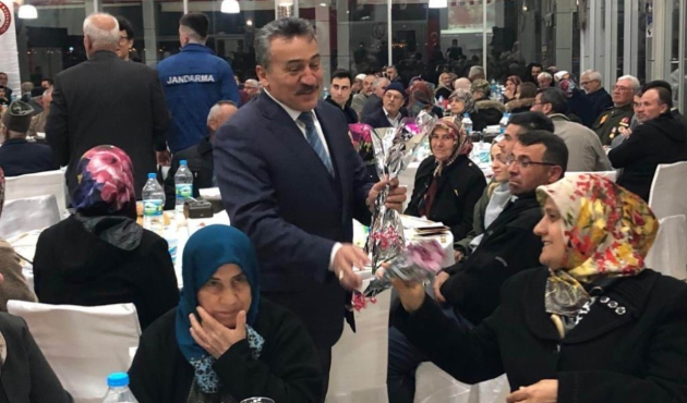 Konya'da Başkan Mehmet Tutal, şehit aileleri ve gazilerle buluştu