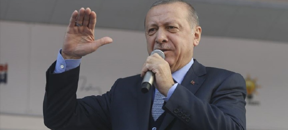 "Satılan bir şey varsa o da sensin!"