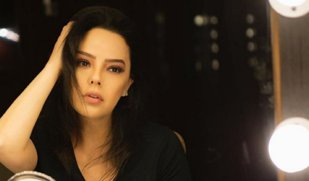Ebru Gündeş'ten evinin anahtarı istendi!