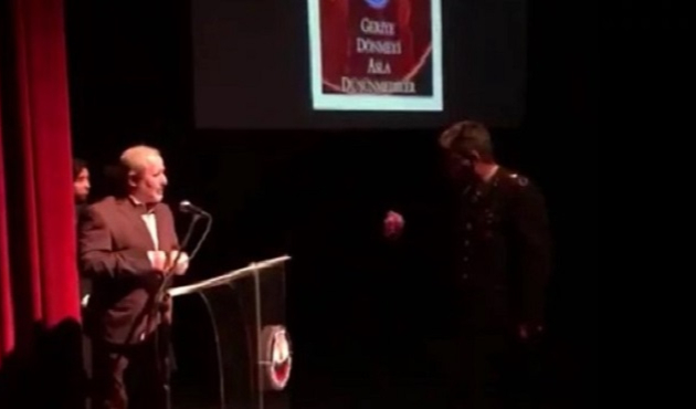 Anma töreninde Atatürk tepkisi!