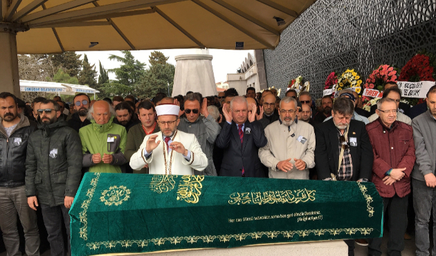 Usta oyuncu Ümit Yesin son yolculuğuna uğurlandı!