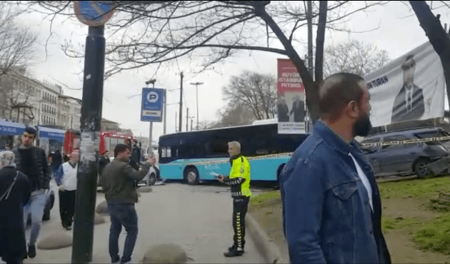 Beyazıt'ta kaza yerinden görüntüler!