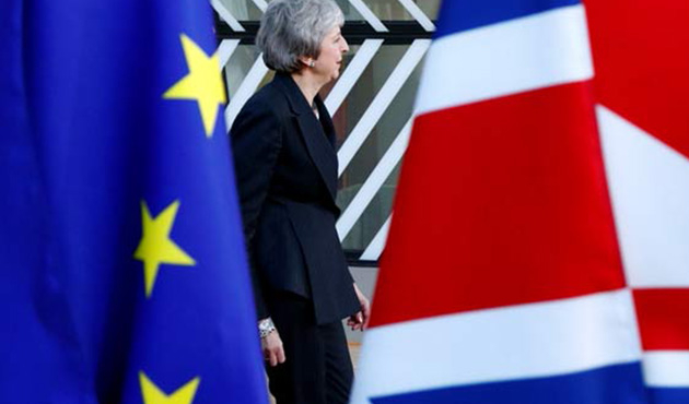 AB'den Brexit'e 'koşullu' erteleme teklifi
