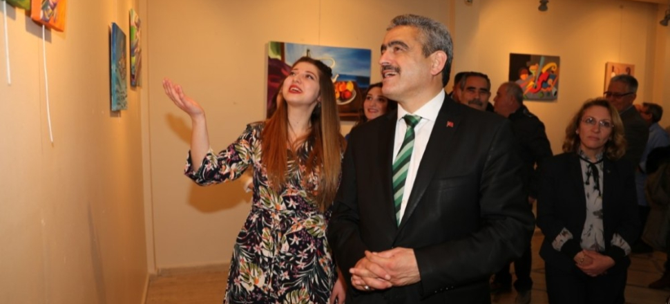 Başkan Haluk Alıcık; “Sanatın ve sanatçının yanındayız”