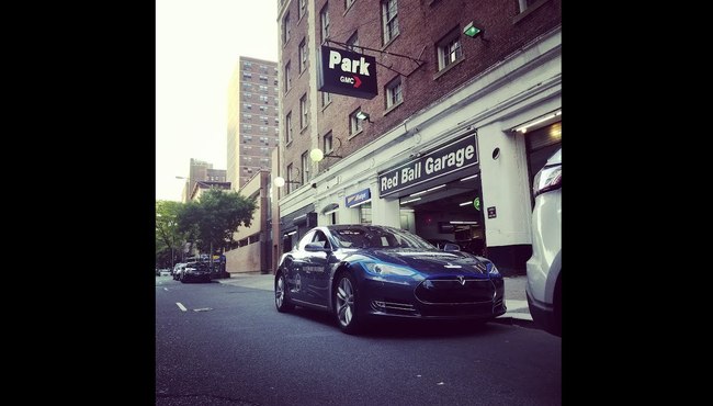 Tesla'dan yeni rekor: 4630 kilometreyi 51 saatte gitti!