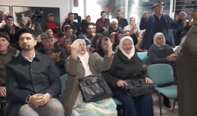 Karadzic'e verilen müebbet cezası Bosnalıları sevindirdi!