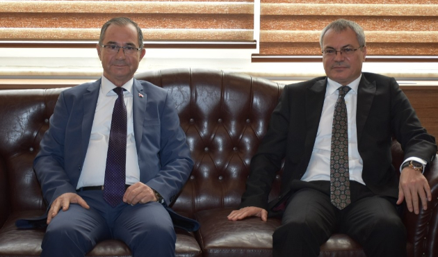Manisa'da Vali Ahmet Deniz’den STK’lara ziyaret