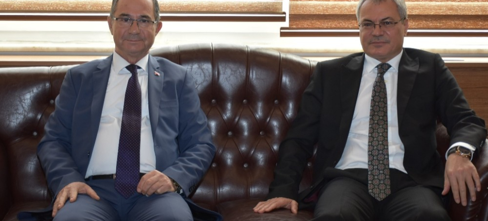 Manisa'da Vali Ahmet Deniz’den STK’lara ziyaret