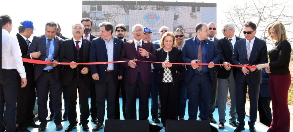 Mersin'de Burhanettin Kocamaz: "Bu işleri yapabilmek vizyon ve cesaret işi"