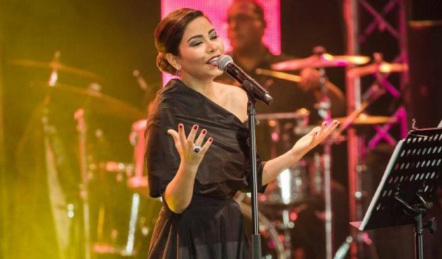 Mısır'dan ünlü şarkıcı Şirin Abdulvehhab'a yasak!