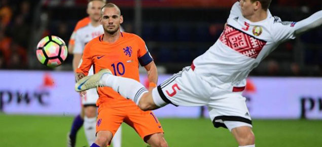 Hollanda maçında Sneijder sakatlandı!