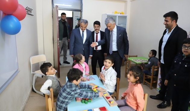 Şırnak'ta Kaymakam Faik Arıcan engelli çocuklarla bir araya geldi