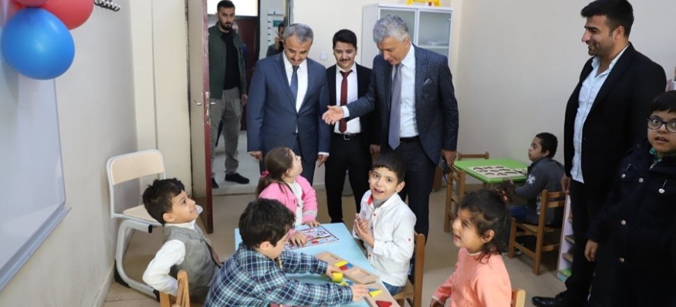 Şırnak'ta Kaymakam Faik Arıcan engelli çocuklarla bir araya geldi
