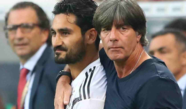 Almanya'da İlkay Gündoğan'a ırkçı saldırı!