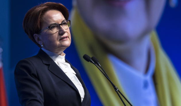 Seçime bir hafta kala MHP'ye geçtiler!