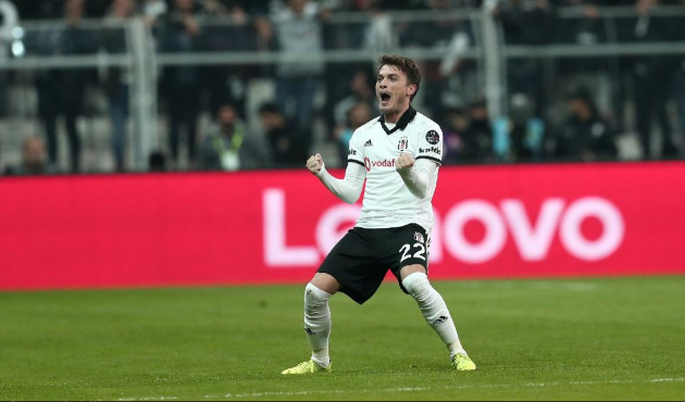 Beşiktaş'a Adem Ljajic'ten kötü haber!