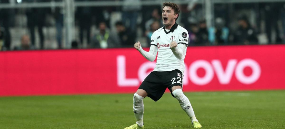 Beşiktaş'a Adem Ljajic'ten kötü haber!