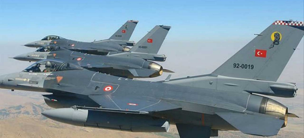 Çipras'ın "Türk jetleri helikopterimi taciz etti" iddiası...