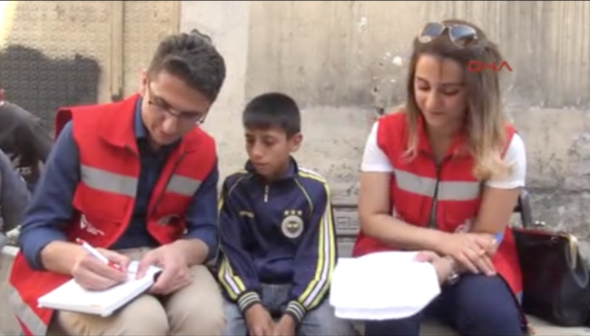 Yüksekova'da sokakta çalışan çocuklarla anket çalışması başlatıldı