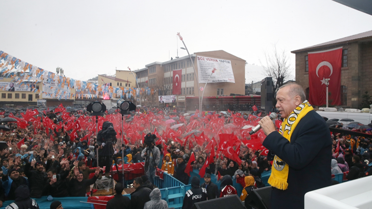 "Bize mesajı piyonları aracılığıyla gönderiyorlar"
