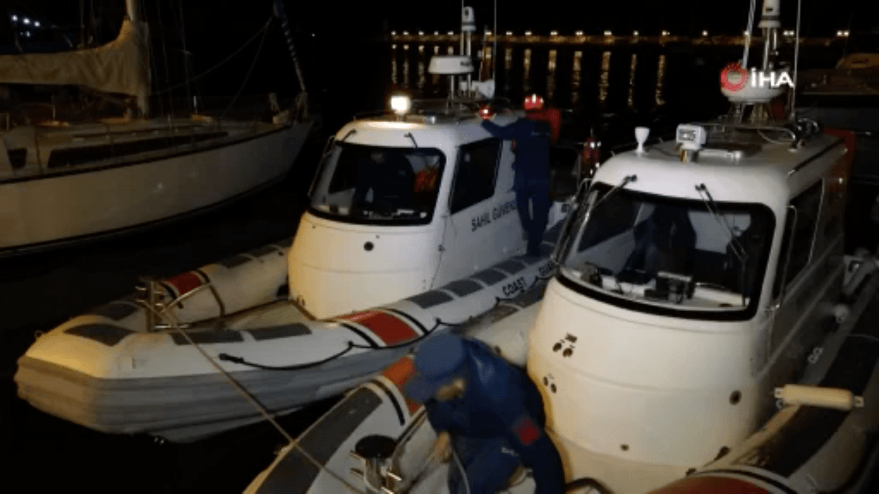 Ayvacık'da mülteci teknesi battı!