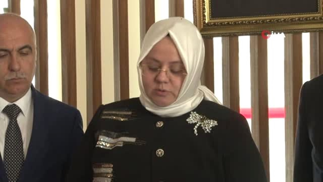 Denizli'de Bakan Zehra Zümrüt Selçuk: “Başkan Osman Zolan Denizli için bir fırsat”