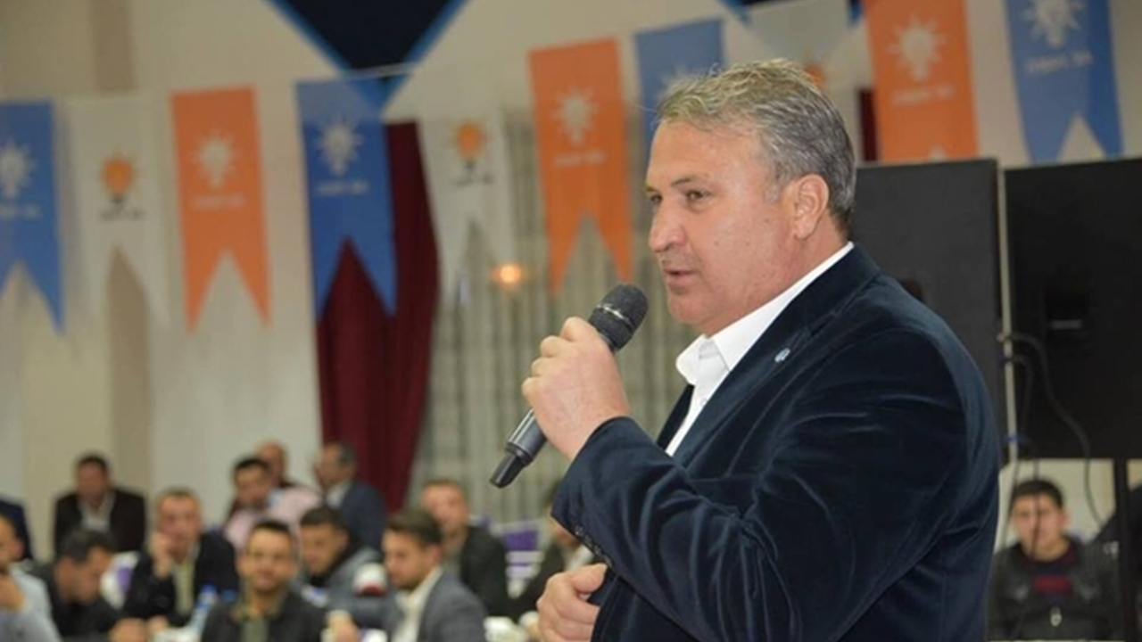 Manisa'da Başkan Mehmet Çerçi sandık başkanlarıyla bir araya geldi