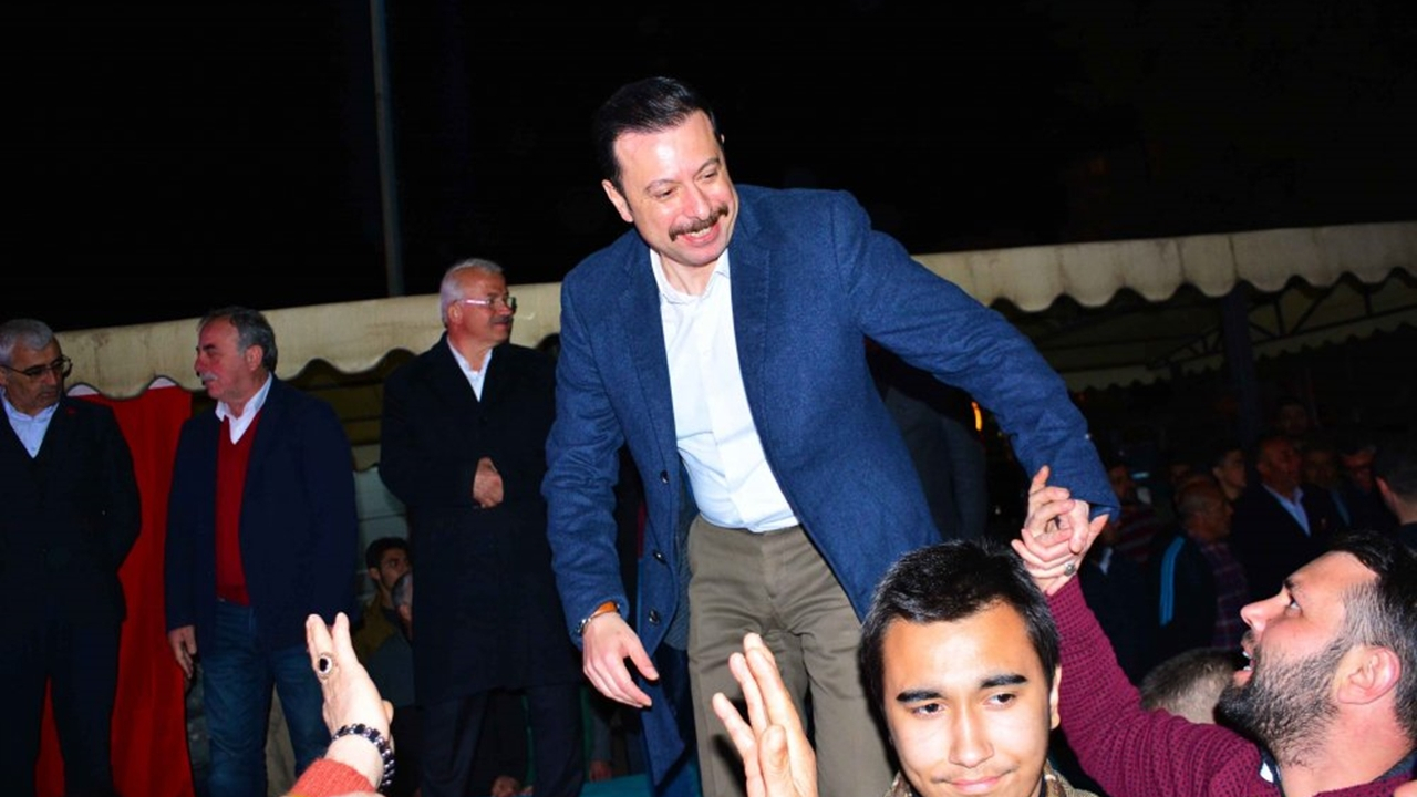 İzmir'de Başkan Adnan Yaşar Görmez’den Barış Yapı çıkarması