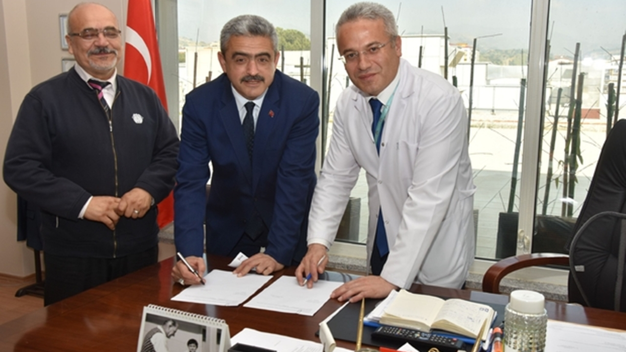 Aydın'da Başkan Haluk Alıcık, “Hastalarımız ehline emanet”
