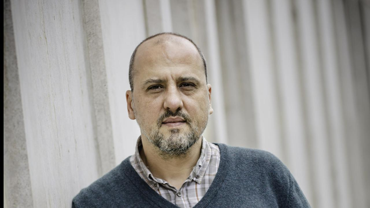 Ahmet Şık PKK'lı teröristlere övgü dizdi
