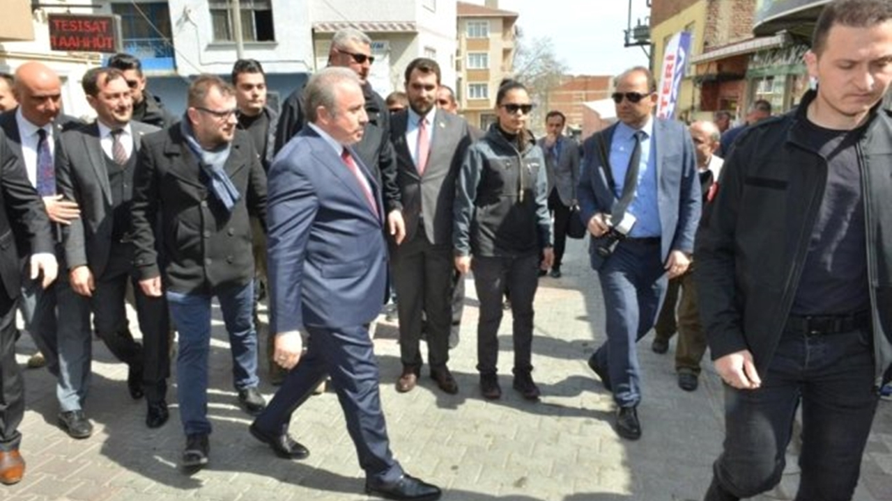 Tekirdağ'da Mustafa Şentop memleketinde esnafı gezdi