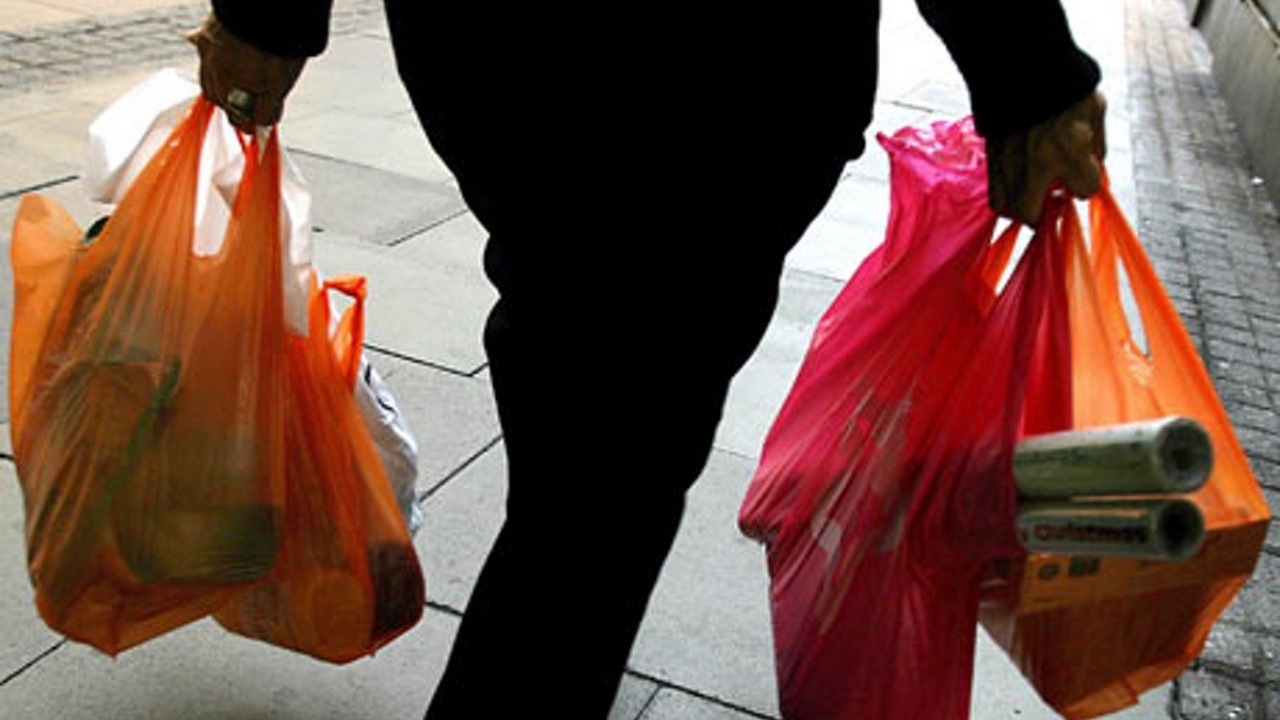 Plastik poşet fırsatçılığına son!