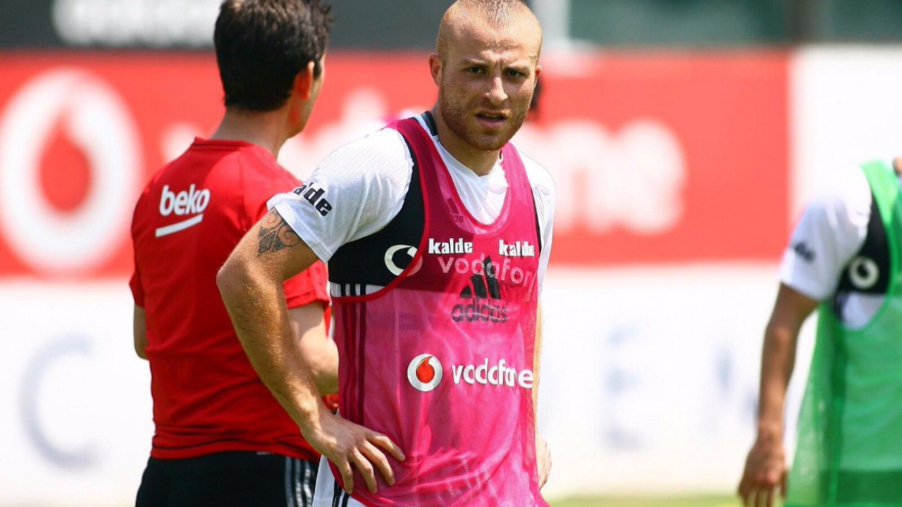 Gökhan Töre'ye ağır ceza!