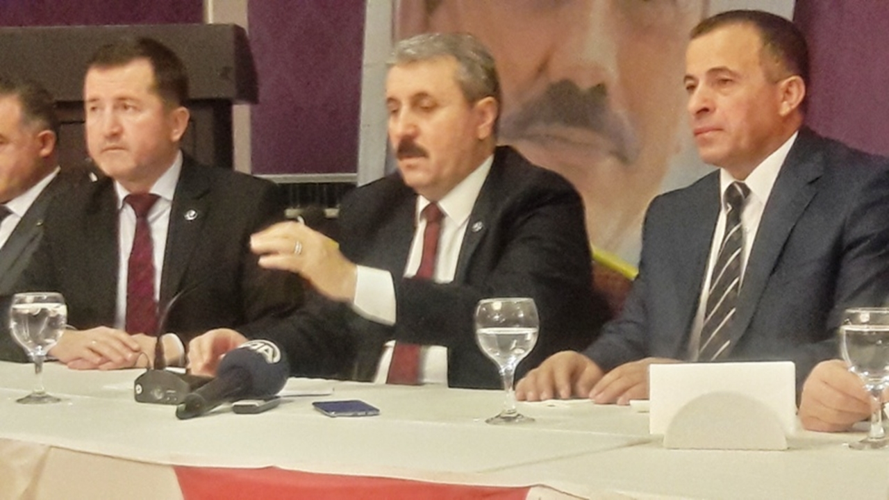 Ankara'da Mustafa Destici: Milletimizin sözü başımızın tacıdır