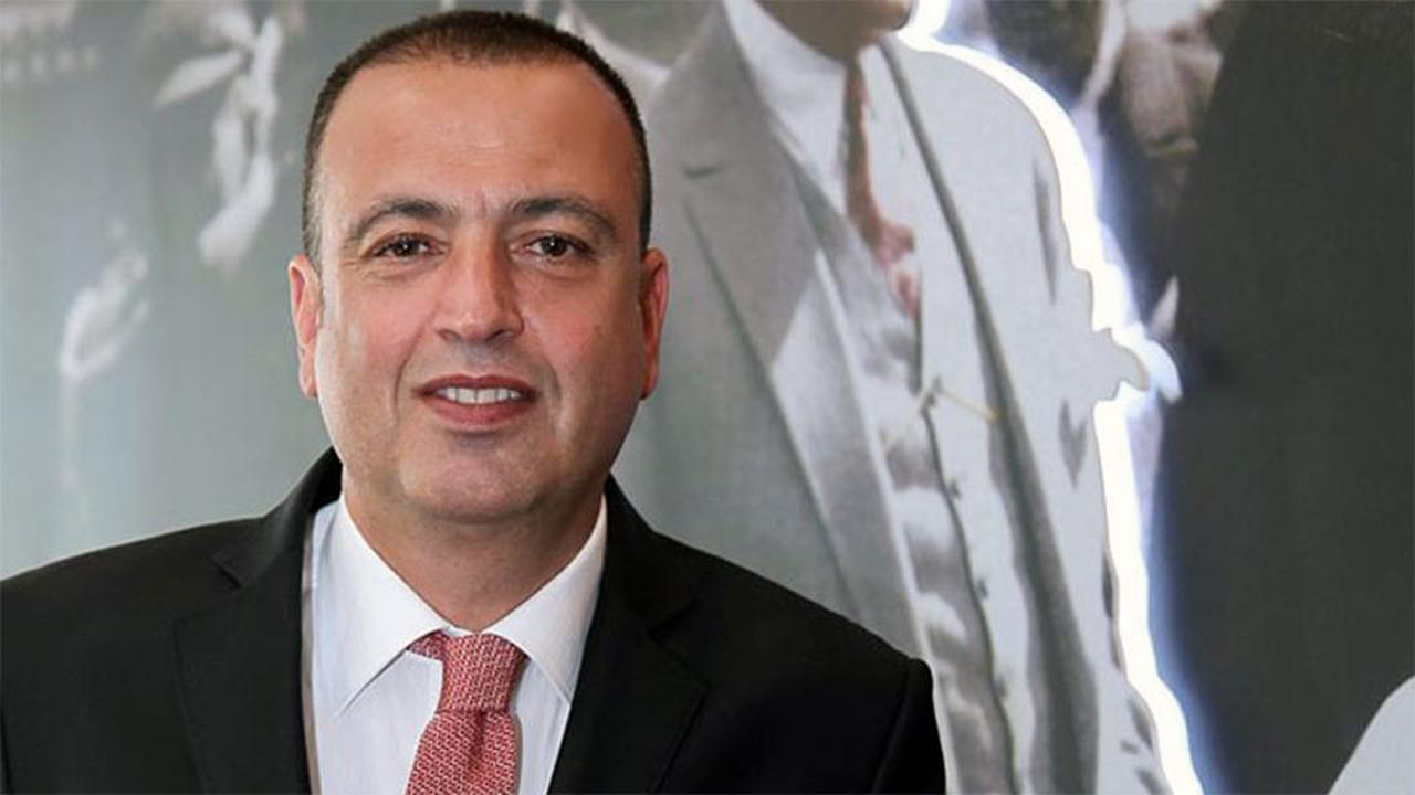Battal İlgezdi propaganda yasağını SMS ile deldi!
