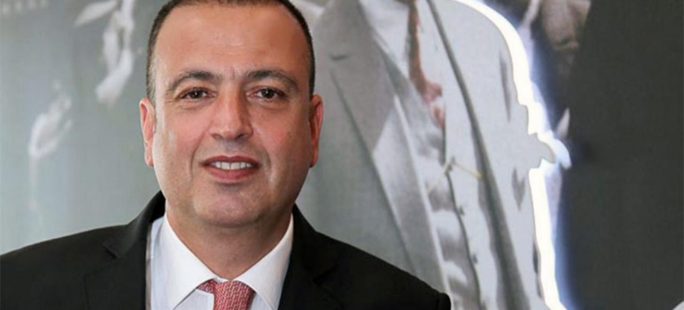 Battal İlgezdi propaganda yasağını SMS ile deldi!