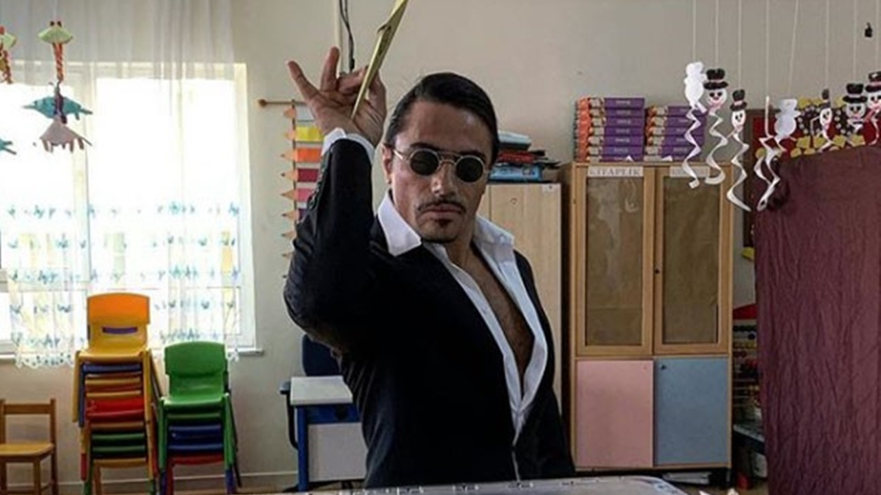 Nusret, sandık başında 'saltbae' yaptı!