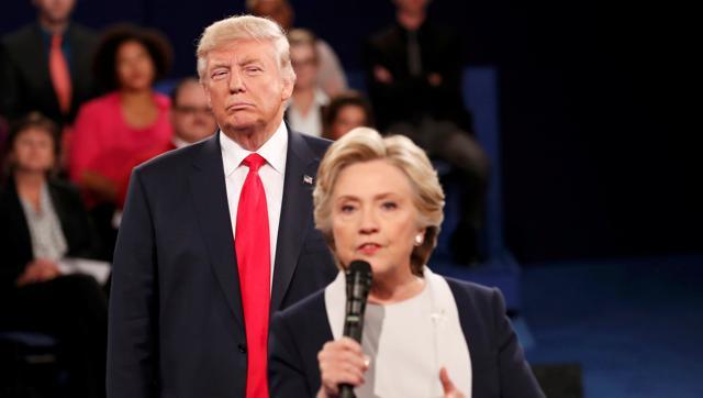 Trump ve Clinton arasındaki fark giderek açılıyor
