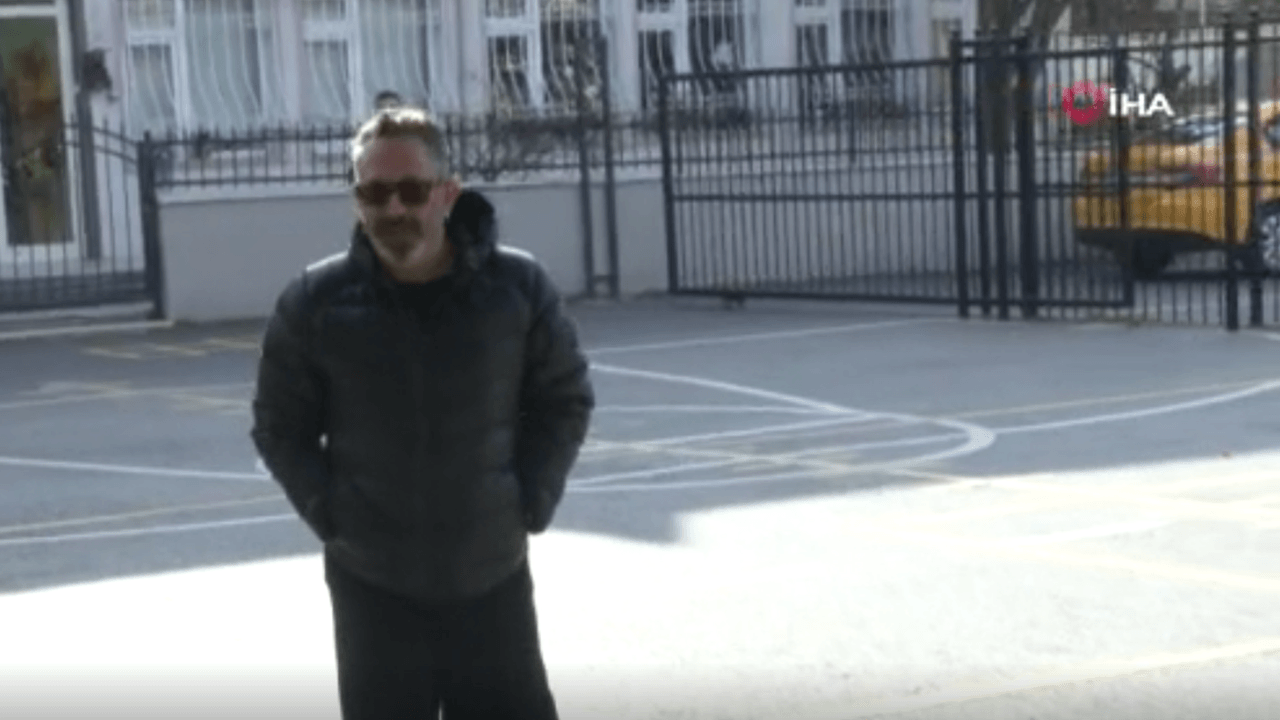 Cem Yılmaz sandık başındakileri kırdı geçirdi!