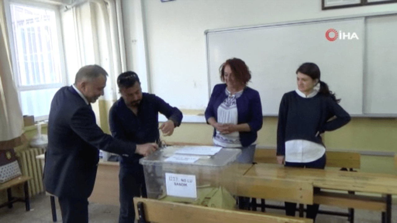 Yurt genelinde oy sayımına başlandı!