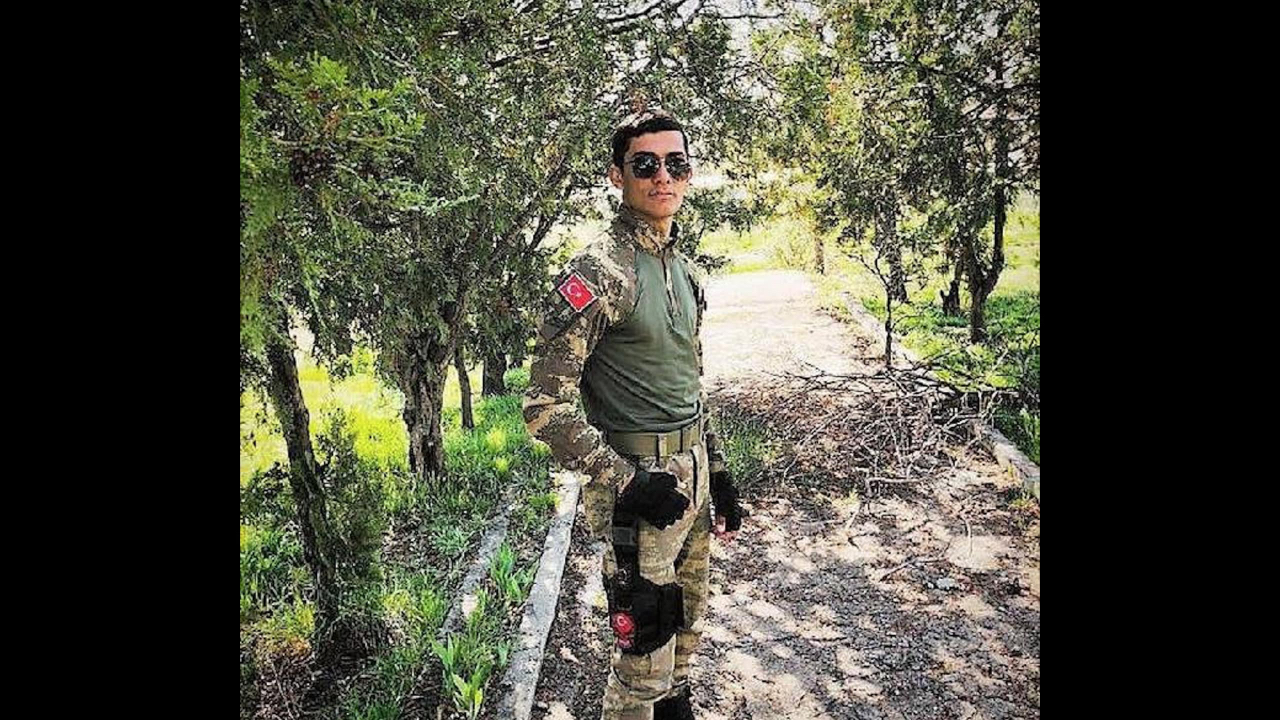 Yeni sözlenmişti...