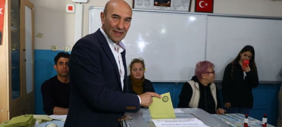 CHP'nin İzmir adayı Soyer sandık başında!
