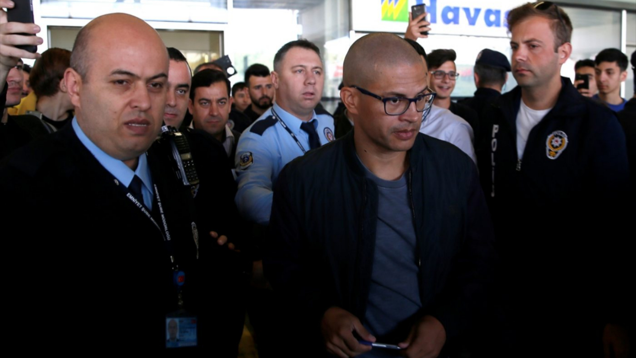 Alex'ten Fenerbahçe'ye transfer önerisi!
