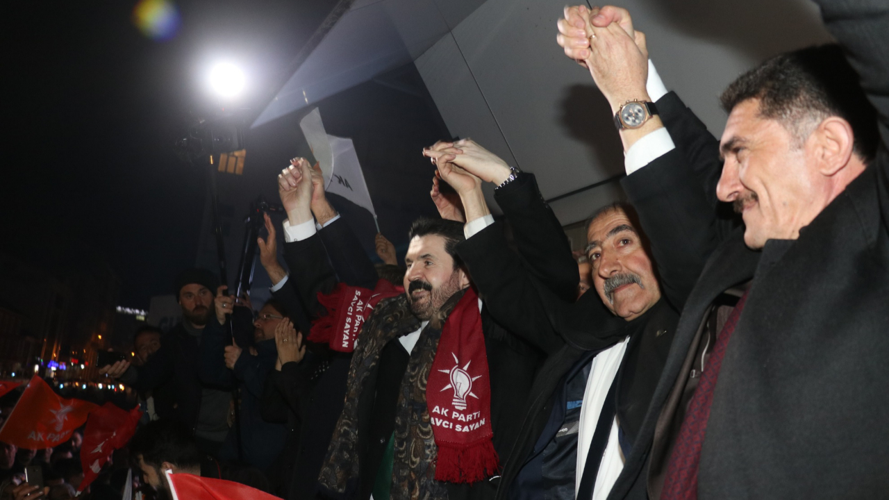 Ağrı'da Savcı Sayan büyük farkla kazandı!