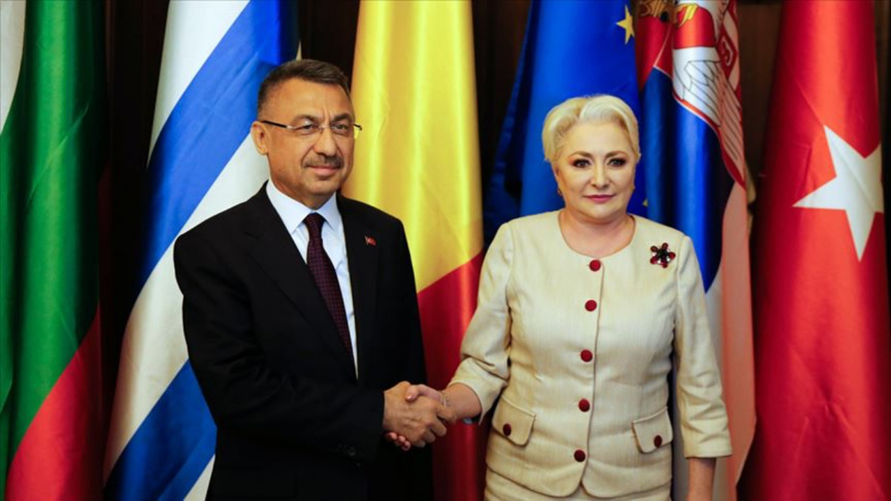 Fuat Oktay Balkan liderleri ile  Bükreş'te görüştü