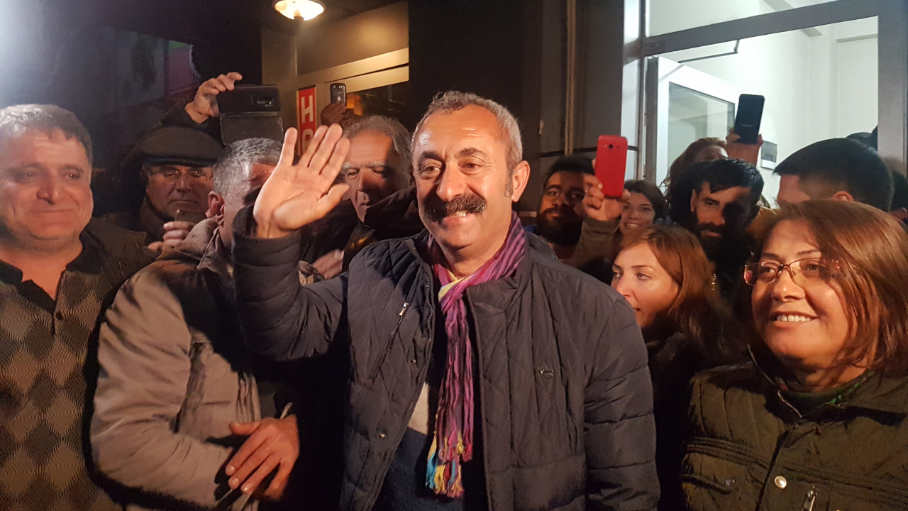 Komünist başkanın asıl mesleği bakın ne!